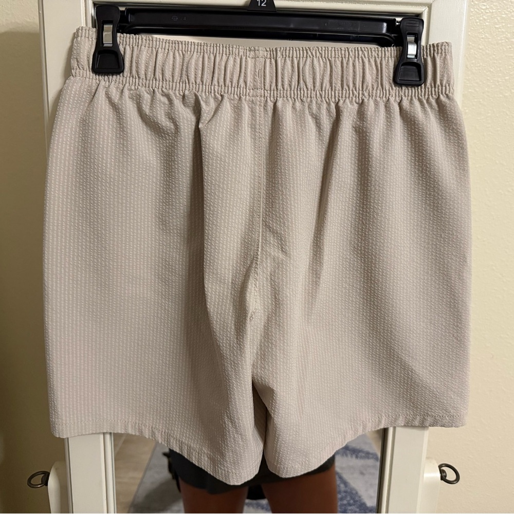Hollister Tan Athletic Shorts with Elastic Waistband - Picture 3 of 5